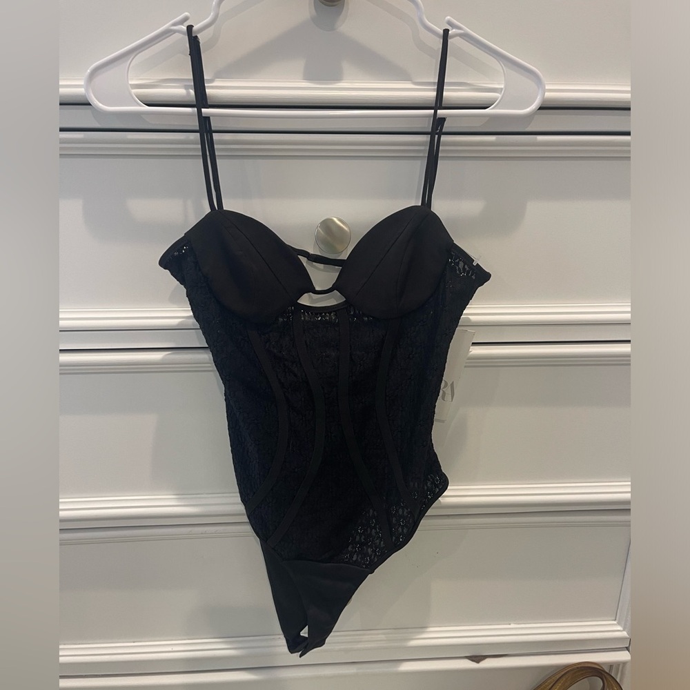 NWT Beautiful Zara Lace Bodysuit, XSmall